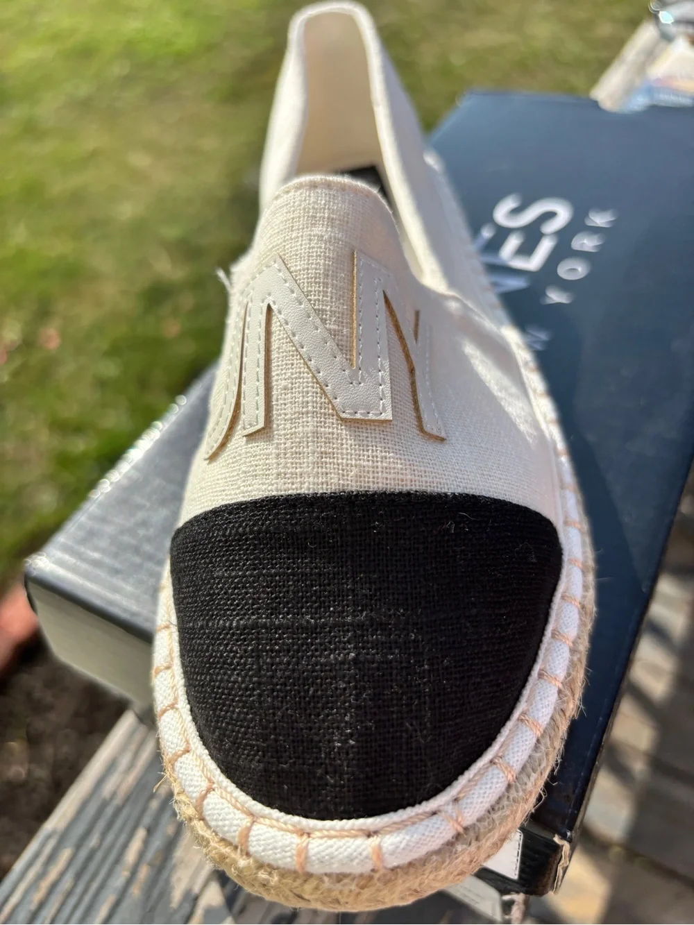Jones New York 7.5 flats Brand New in box